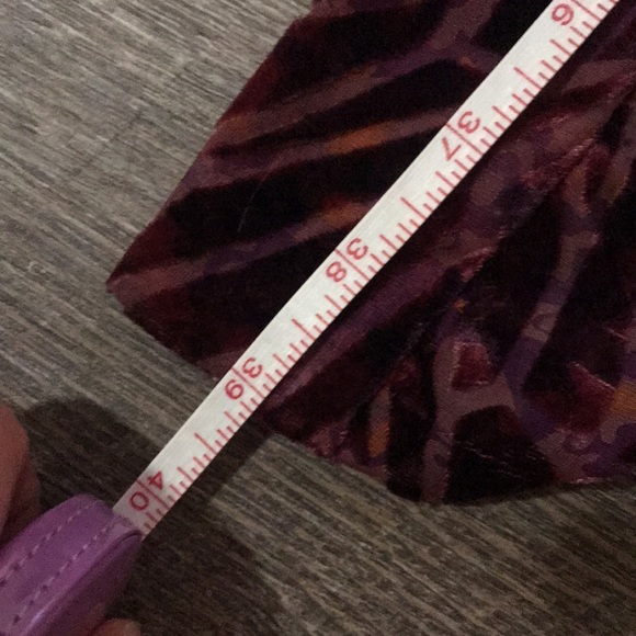 LOGO by Lori Goldstein LOGO Lavish burnout velvet duster vest - Picture 7 of 9